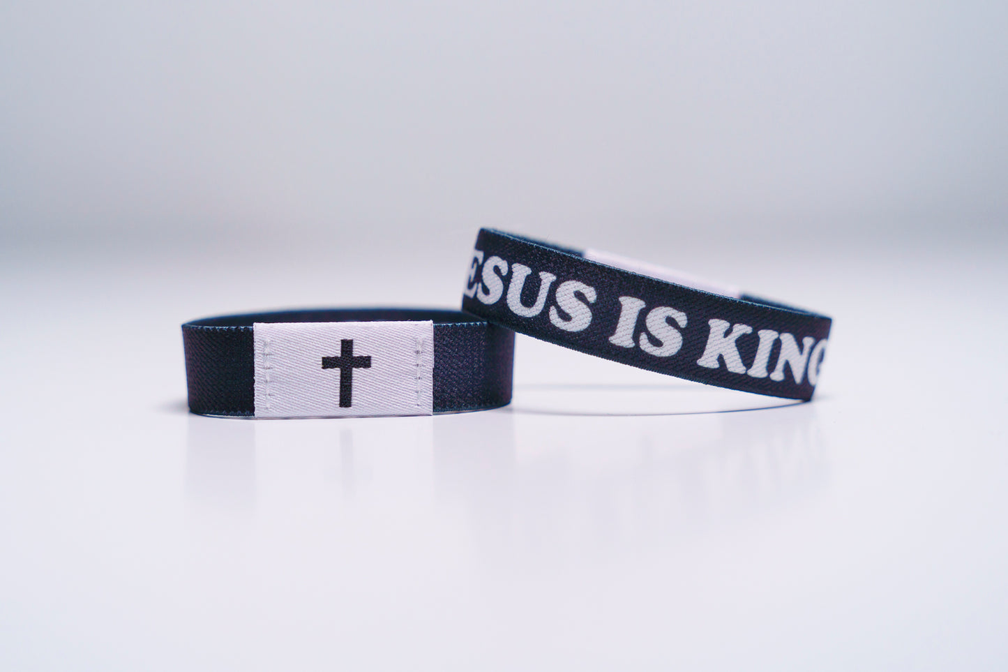 Jesus is King - Christian Bracelet | Tap to Get Daily Verse | Elastic NFC Bracelet