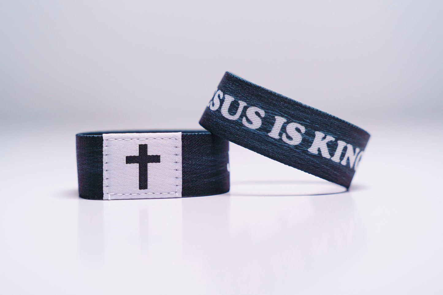 Jesus is King - Christian Bracelet | Tap to Get Daily Verse | Elastic NFC Bracelet
