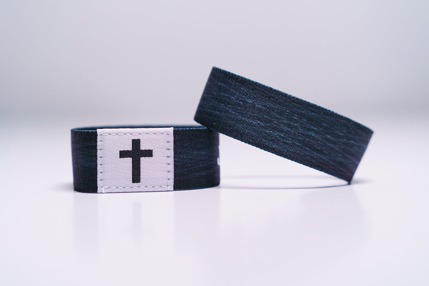 Jesus is King - Christian Bracelet | Tap to Get Daily Verse | Elastic NFC Bracelet