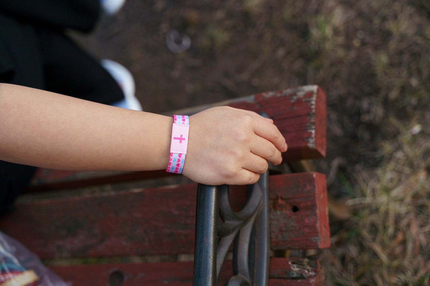 Love never Fails - Christian Bracelet | Tap to Get Daily Verse | Elastic NFC Bracelet