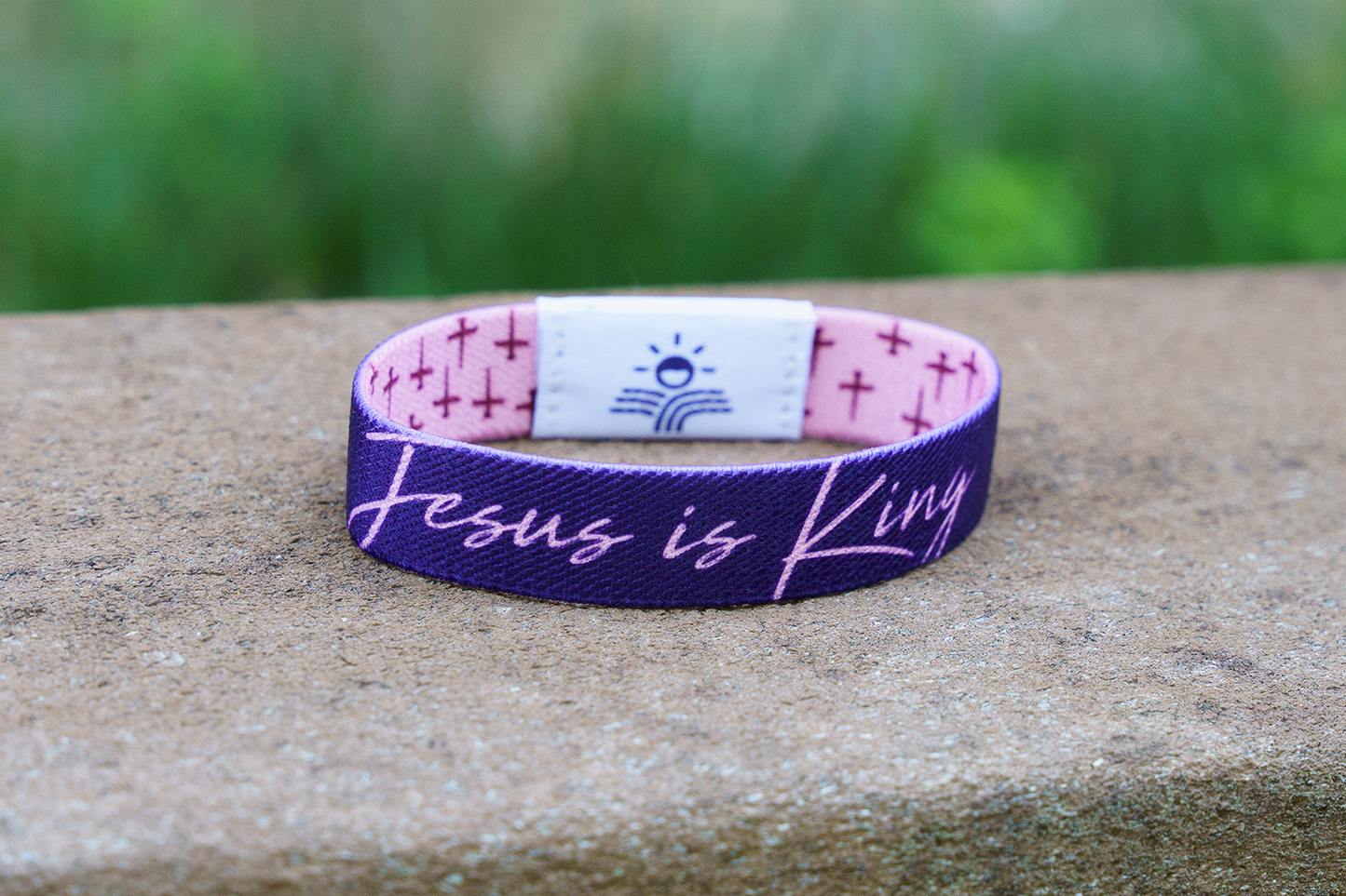 Jesus is King - Daybreak Devotion NFC Bracelet