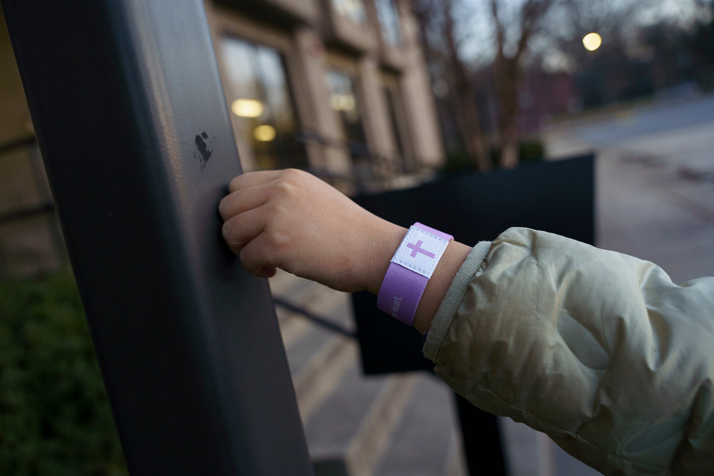 Trust in The Lord - Christian Bracelet | Tap to Get Daily Verse | Elastic NFC Bracelet