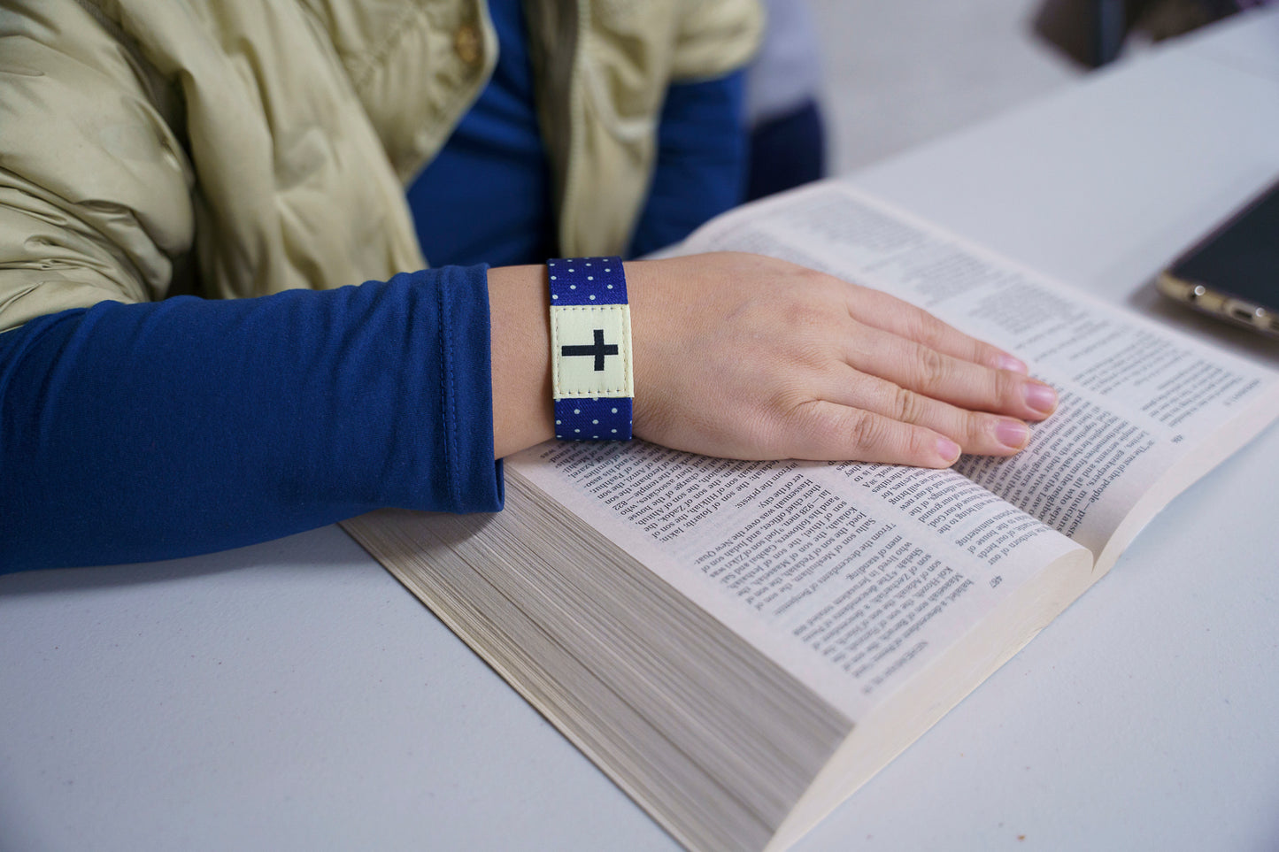 Hope and A Future - Christian Bracelet | Tap to Get Daily Verse | Elastic NFC Bracelet