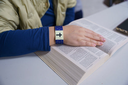 Hope and A Future - Christian Bracelet | Tap to Get Daily Verse | Elastic NFC Bracelet