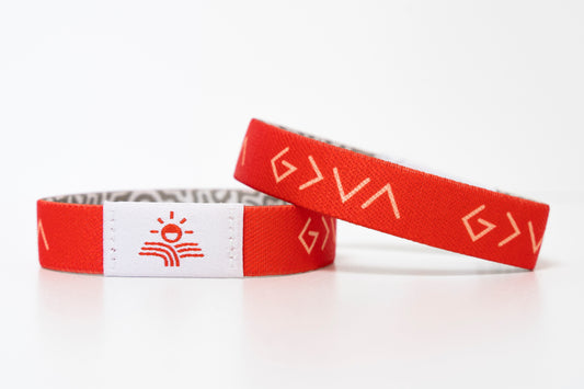 God is Greater than Highs and Lows - Daybreak Devotion Bracelet